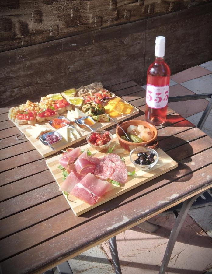 Agricamping Poggio Ai Pini Wine Camping Чертальдо Екстер'єр фото