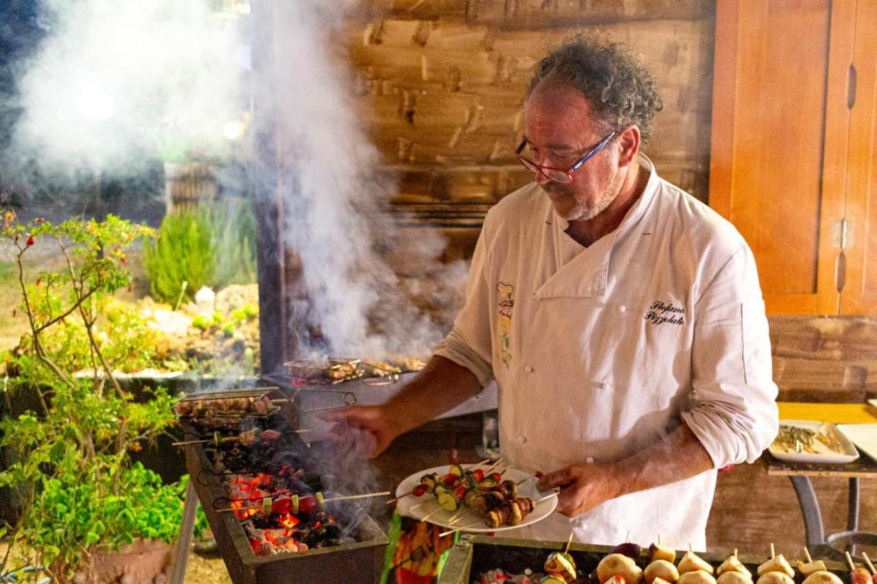 Agricamping Poggio Ai Pini Wine Camping Чертальдо Екстер'єр фото